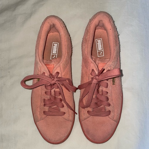 PUMA shoes - Picture 2 of 2